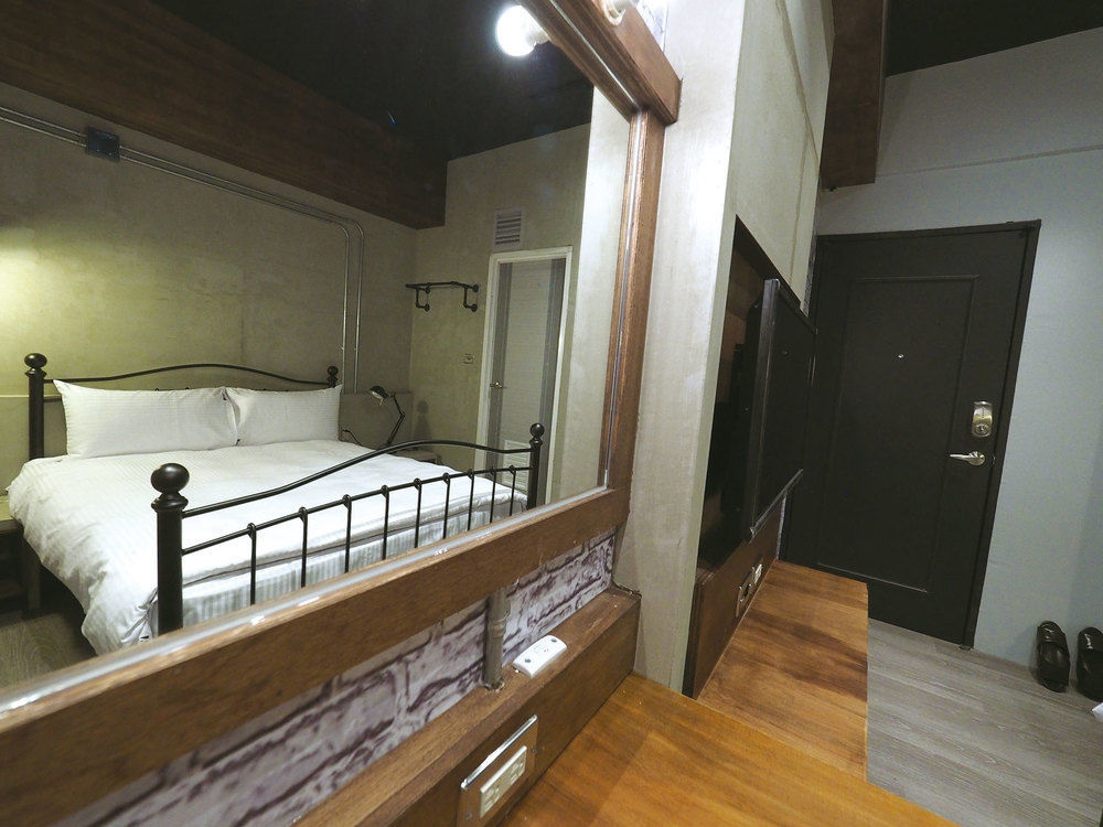 Loft Hostel Fengjia Taichung Exterior photo